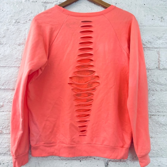 Disney Aladdin Jasmine Classic Long Sleeve Top with Sexy Cutout Back Size L - Picture 6 of 7